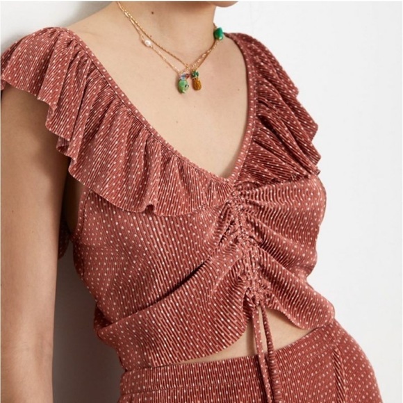 NWT Zara polka dot ruffle sleeve crop top size S - Picture 1 of 6